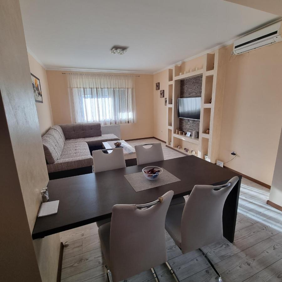 Koks Apartmans Subotica Exterior photo